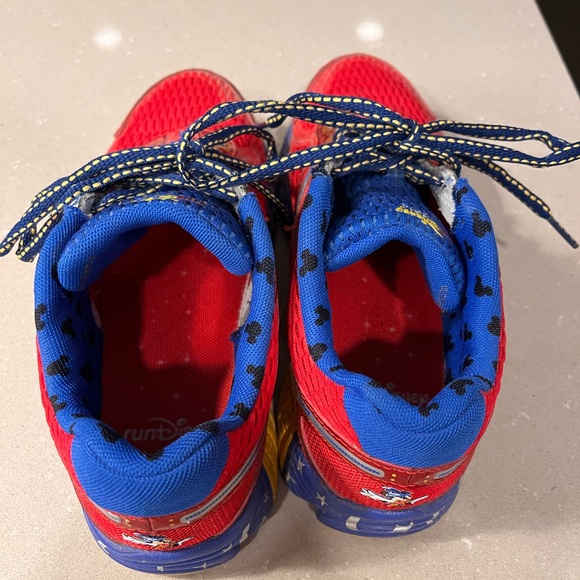 runDisney Sorcerer Mickey New Balance Sneakers - Size 4.5 - Picture 6 of 6